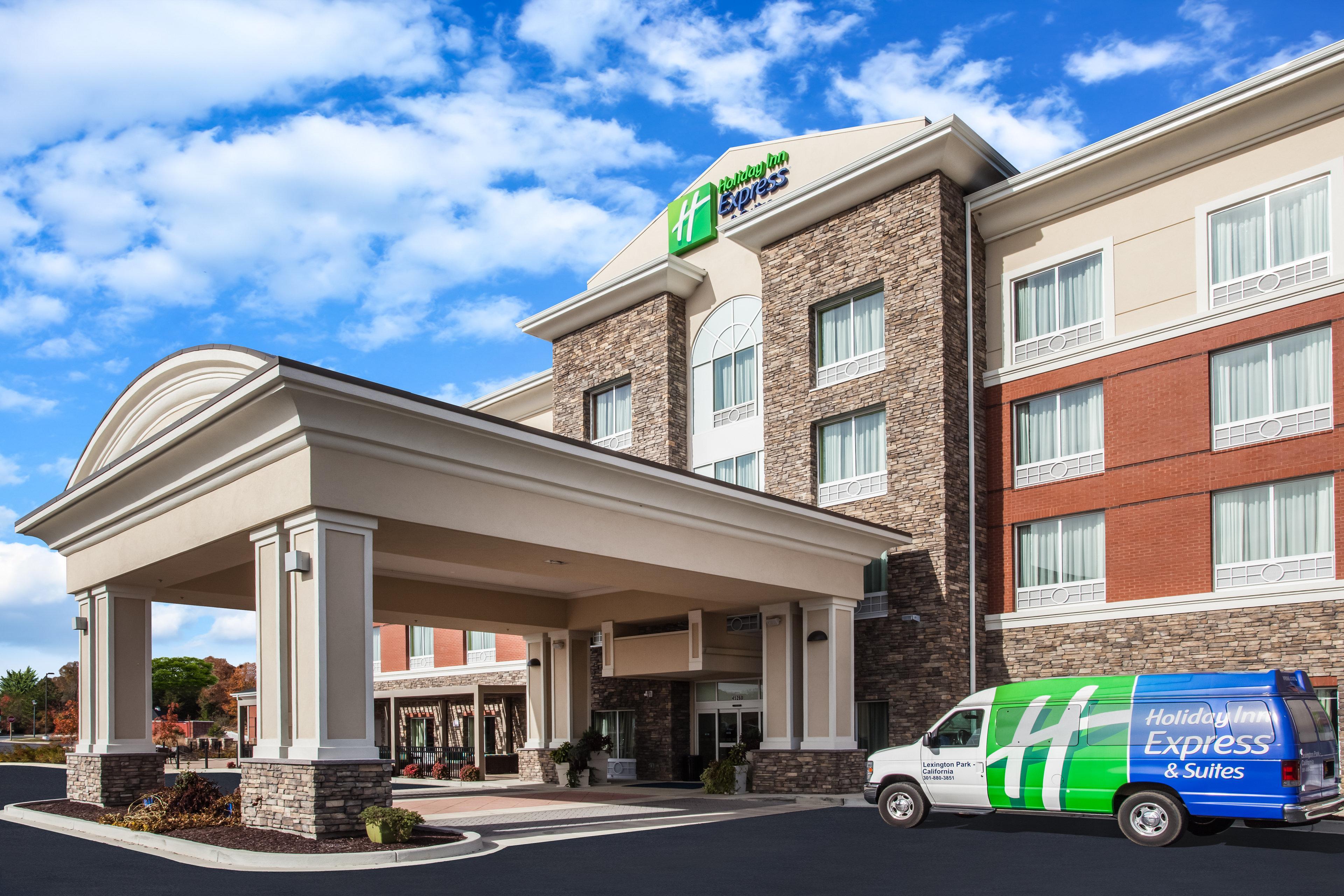 Holiday Inn Express & Suites Lexington Park California By Ihg Екстер'єр фото